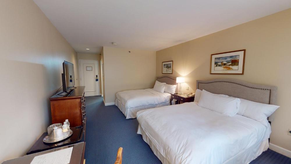 Luxury Deluxe Double Room interior